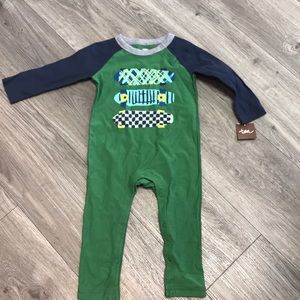 NWT Tea Collection Graphic Romper 12-18m